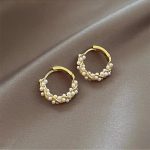 24 Korean Circle Pearl Earrings – Elegant Women's Jewelry