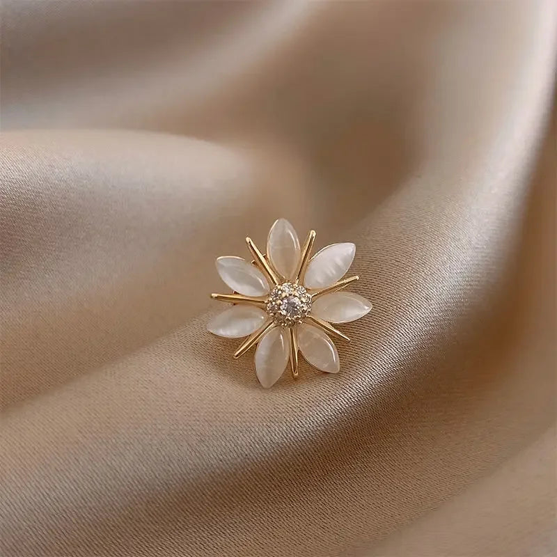 Elegant Flower Bow Brooch Set – Perfect Accessories for Every Outfit - Image 5