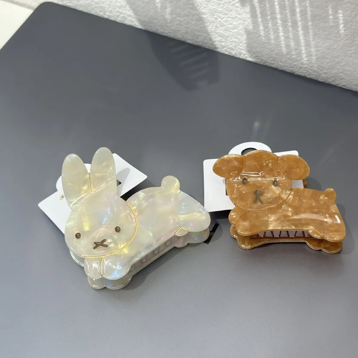 Refreshing World Rabbit Hair Claw - Image 2