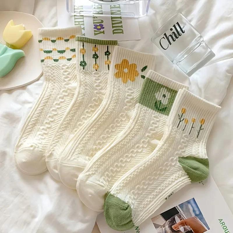 Women's Cartoon Socks – Creative and Fashionable Printed Mid-Length Socks - Image 7